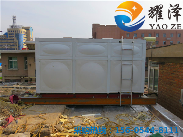 保溫水箱安裝現(xiàn)場(chǎng)